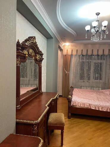 Köhnə tikili: Bakı, 9-cu mikrorayon, 3 otaqlı, Köhnə tikili, m. Memar Əcəmi, 127 kv. m — 13