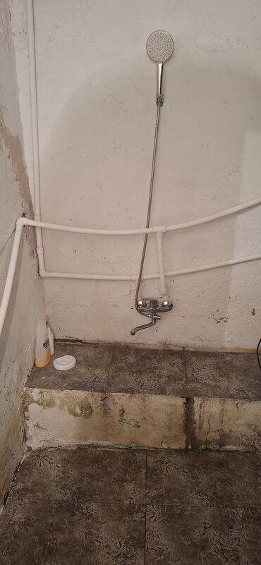 Həyət evləri və villaların satışı: 4 otaqlı, 80 kv. m, Kredit yoxdur, Orta təmir — 7