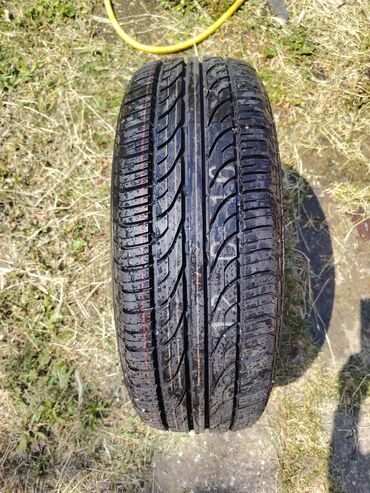kuciste kljuca opel corsa c: Nova guma sa felnom letnja 185/60 R15