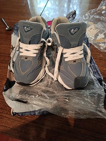 Kişi ayaqqabıları: New Balance ayaqqabı 40 razmer, yep yenidir, heç geyilməyib. Online — 2