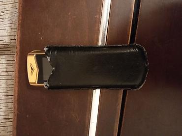 Vertu < 2 GB Memory Capacity, rəng - Qızılı, Düyməli