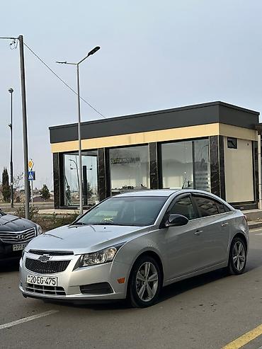 cruze spoyler: Vuruğu udarı, dəyişən detalı yoxdur.Vini təmizdir.Koja salon, 17 lik — 5