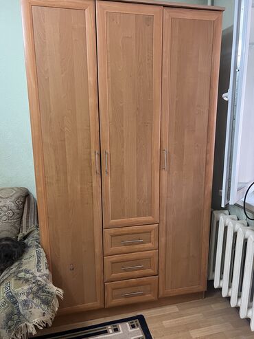 Серванты: Все за 2000сом самовывоз