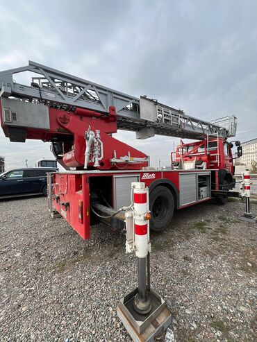 Mercedes-Benz: Mercedes-Benz : 2020 г., Бензин — 10