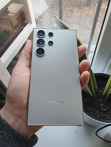 rey ben meta: Samsung Galaxy S24 Ultra, Б/у, 256 ГБ, цвет - Серебристый, 2 SIM — 1