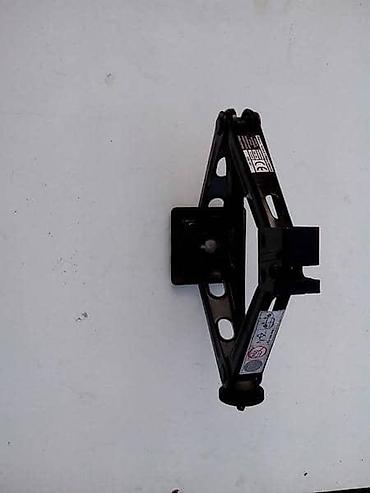 pb swiss tools: AUTO DIZALICA ZA ALFA ROMEO 33, 75, 90 . | Originalna dobro — 2