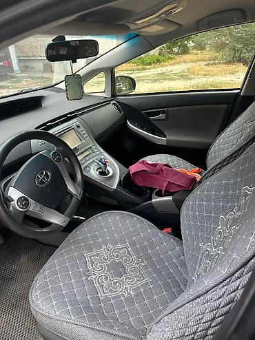 prius plus: Toyota Prius: 2015 г., 1.8 л, Автомат, Бензин, Хэтчбэк — 6