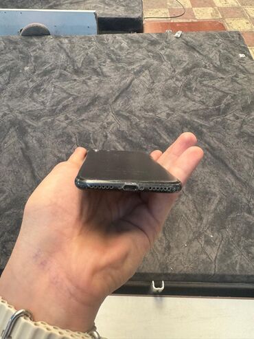 iphone 7 batareya qiymeti: IPhone 7, 32 ГБ, Черный, Отпечаток пальца