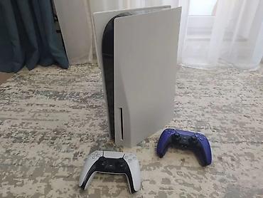 купить ps5 slim: РS5 825Gb С диcководом Кoмплект: приставкa, 2 оpигинальныx — 1
