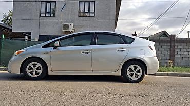 спойлео: Toyota Prius: 2012 г., 1.8 л, Вариатор, Гибрид, Хэтчбэк — 4