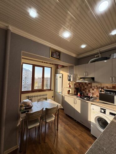 Qarajlar: Bakı, Əhmədli, 3 otaqlı, Köhnə tikili, m. Əhmədli, 65 kv. m