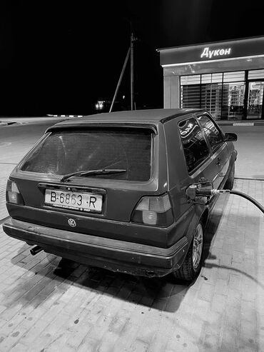 машина срочно сатылат: Volkswagen Golf: 1989 г., 1.3 л, Механика, Бензин