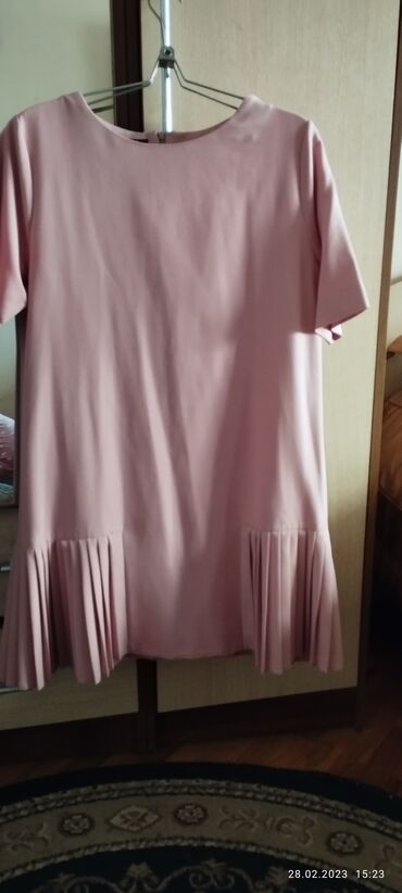 женское платье 56 размера: Платье розовое