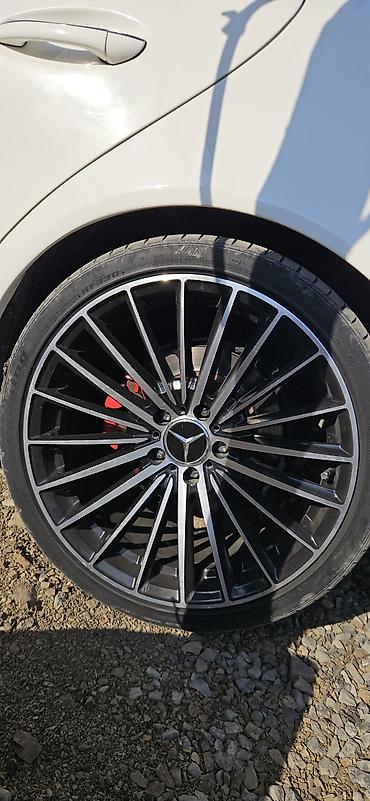 Колеса в сборе: Б/у Колесо Mercedes-Benz 245 / 30 / R 19, 5 Болтов — 1