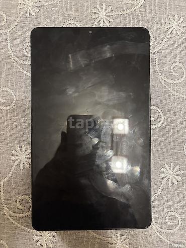 Qiymeti 200yenidi seliqeli işledilib yaddaşi 64/4g donma vs yoxdu çox