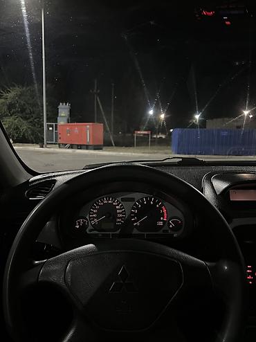 корея кар ком: Mitsubishi Carisma: 2002 г., 1.6 л, Механика, Бензин, Лифтбек — 10