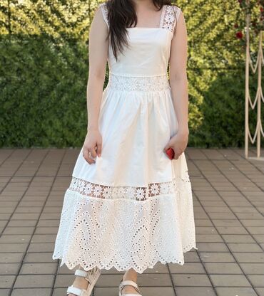 белый платье: Вечернее платье, Длинная модель, Без рукавов, M (EU 38)