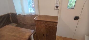 Qoşqular: KARAVAN sifarişlə. Istirahətiniz üçün tam şərait var . 12 volt — 5