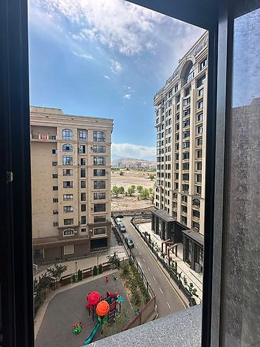 3 комнаты, 136 м², Ак-Кеме Элитка, 8 этаж