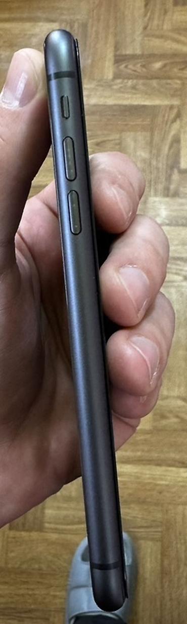 Apple iPhone: IPhone 11, Б/у, 128 ГБ, Черный, Зарядное устройство, Защитное стекло, Чехол, 83 % — 7