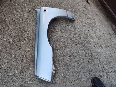 Auto delovi: Krilo levo Lada 112. Polovno, ocuvano. Ruske proizvodnje. Skinuta sa — 4