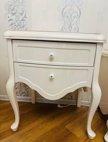 Masa və oturacaq dəstləri: Qonaq otağı üçün, Açılmayan, Oval masa, 6 stul — 9