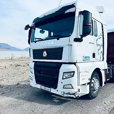 Тягачи: Тягач, Howo, Без прицепа — 4