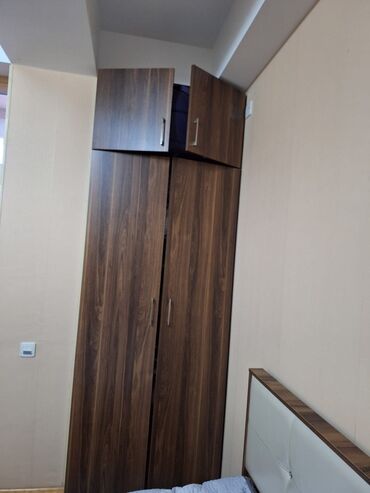 шкафчики для ванной комнаты: Açılan, 6 qapı Künc dolab, Şifonyer