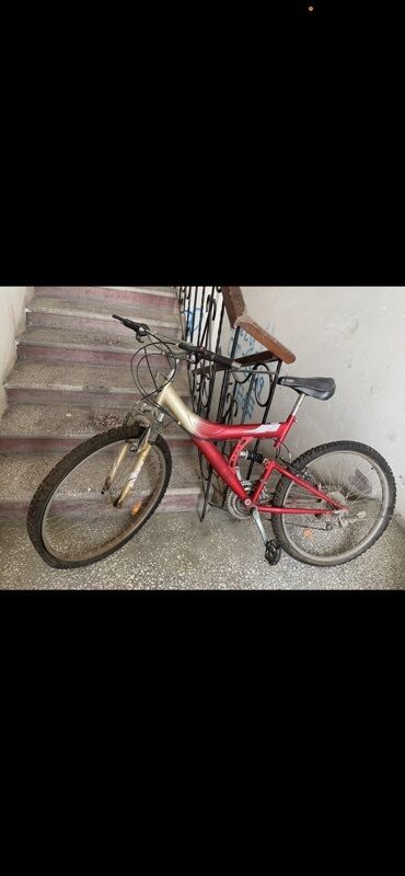велосипеды trinx бишкек: Dağ/şəhər üçün universal velosiped. - Rəng: qırmızı-qızılı iki ton. -