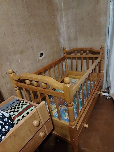 Beşiklər: Oğlan və qız üçün, İşlənmiş, Dördbucaq, Beşik, Dəstsiz, Matras ilə — 3