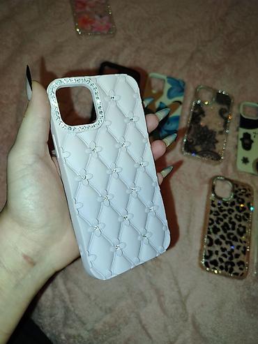 ayfon 24: IPhone 12 Pro — 4
