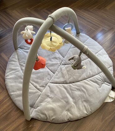 коврик ортопедический: Коврик с игрушками детский IKEA Диаметр 90 см Состояние идеальное Дуги