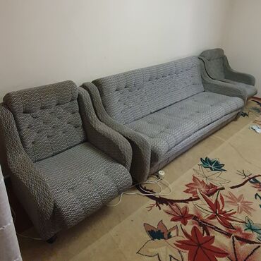 буу мебели: Диван-кровать, цвет - Серый, Б/у