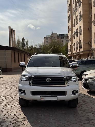 Toyota: Toyota Sequoia: 2017 г., 5.7 л, Автомат, Бензин, Внедорожник — 11