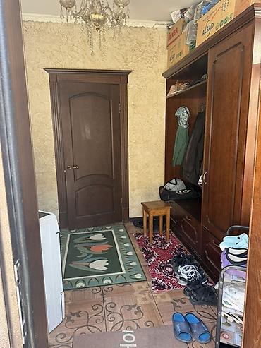 Үйлөр: 6 бөлмө жана андан көп, 160 м², 10 соток, Жал, Менчик ээси — 9