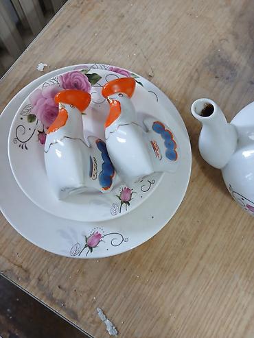 dish sets: Фарфоровый чайный/столовый набор с розовым цветочным рисунком — 6