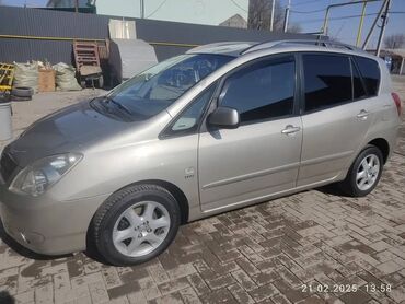 Toyota: Toyota Corolla Verso: 2002 г., 1.8 л, Автомат, Бензин, Универсал