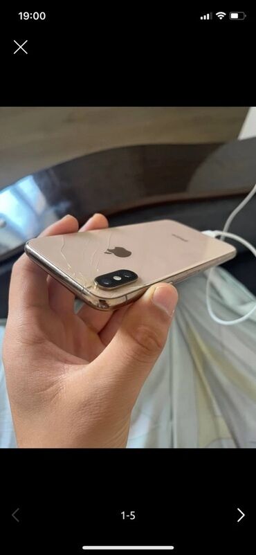 продам айфон 7 бу: IPhone Xs, 64 ГБ, Золотой, Кабель