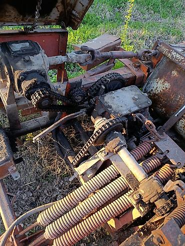 Тракторы МТЗ (Беларус): Продаю МТЗ 80 в хорошем рабочем состоянии в комплекте плуг. КПИ 2.4 — 11