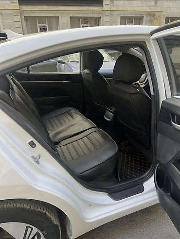 byd e1: Hyundai Elantra: 2020 г., 1.6 л, Автомат, Электромобиль, Седан — 4