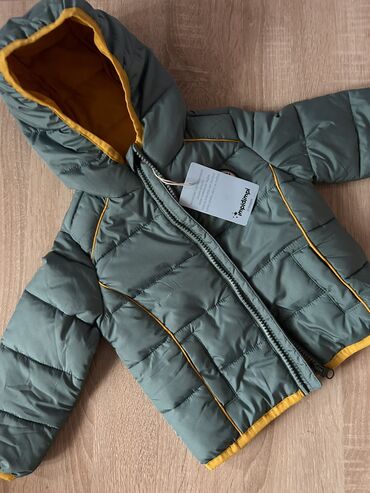 бежевая куртка: Детская куртка, на 1-2 годика, фирменная Impidimpi