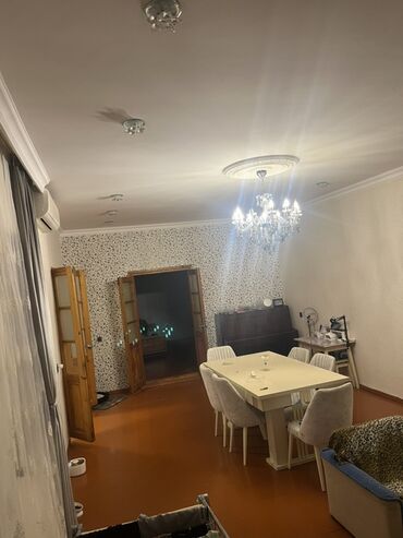 inqilabda ucuz kiraye evler: 105 kv. m, 3 otaqlı, Qaz