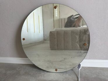 зеркала с лампой: Продаю зеркалоновое с подсветкой