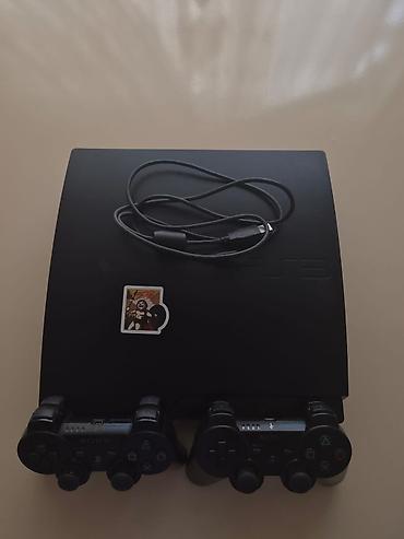Видеоигры и приставки: Sony PlayStation 3 (PS3) Üstündə 2 Əsəd pult verilir Yaddaşına 13 oyun — 1