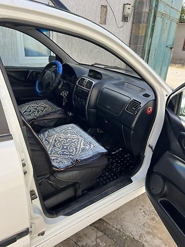 пл: Mitsubishi Space Star: 2005 г., 1.6 л, Автомат, Бензин, Универсал — 4