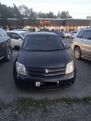 варянт машина: Toyota ist: 2004 г., 1.3 л, Автомат, Газ, Хэтчбэк