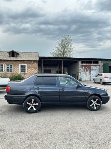byd машина электромобиль: Volkswagen Vento: 1992 г., 1.8 л, Механика, Газ, Седан