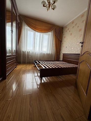 7 мкр: 3 комнаты, 62 м², 106 серия, 9 этаж — 5
