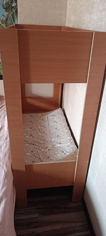 2х ярус кровать: Двухъярусная детская кровать, Б/у, ЛДСП — 2