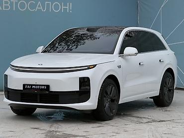 Lixiang: Lixiang L6: 2024 г., 1.5 л, Автомат, Электромобиль, Кроссовер — 1